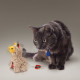 Іграшка-лама для котів KONG Softies Buzzy Lama з ефектом дзижчання